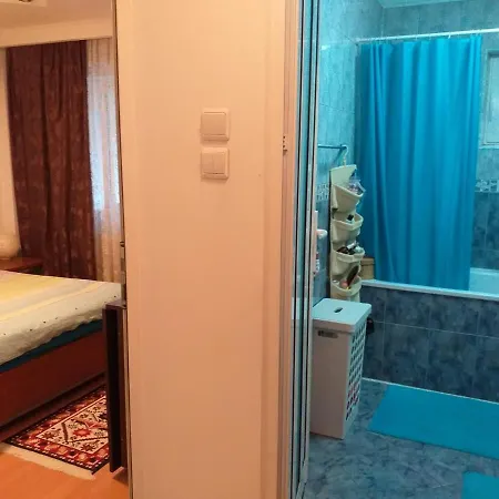 Homestay szállás Easy Therme, Airport, Downtown Private *